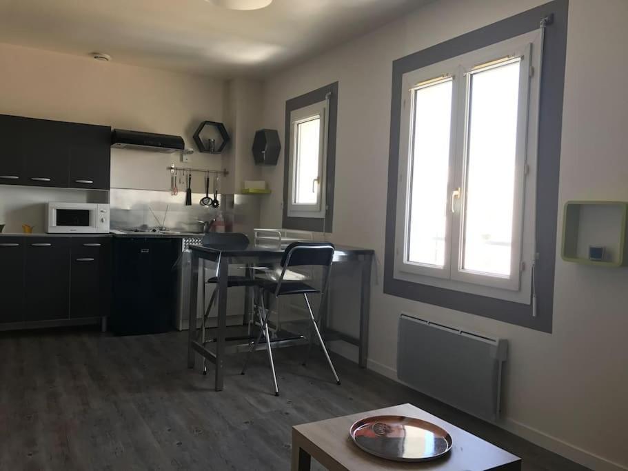 Studio Near Downtown And Old Port La Rochelle  Exterior photo